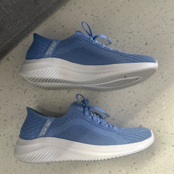 Women's Skechers, Slip-ins Go Walk Flex Baby Blue & White Size 6.5 US - Picture 4 of 9